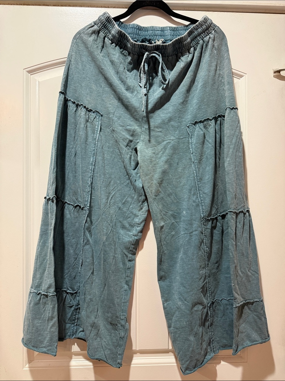 easel Teal Washed Tiered Wide-Leg Joggers